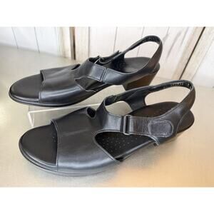 SAS Black Leather Adjustable Strap Sandals Womens Size 10N Narrow